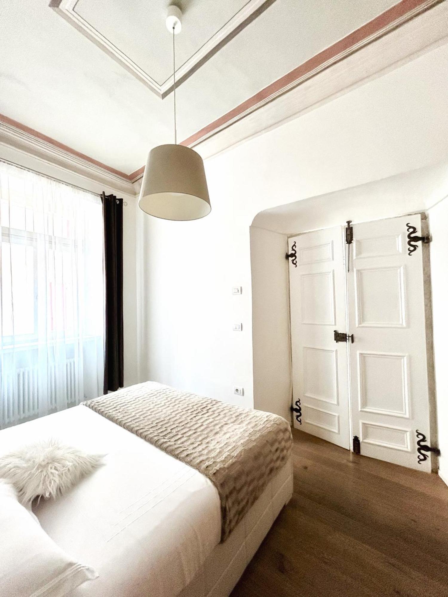 Althamer Palace Apartments Arco Ngoại thất bức ảnh